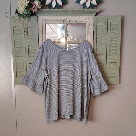 LC Lauren Conrad Black and White Striped Blouse - Picture 1 of 4